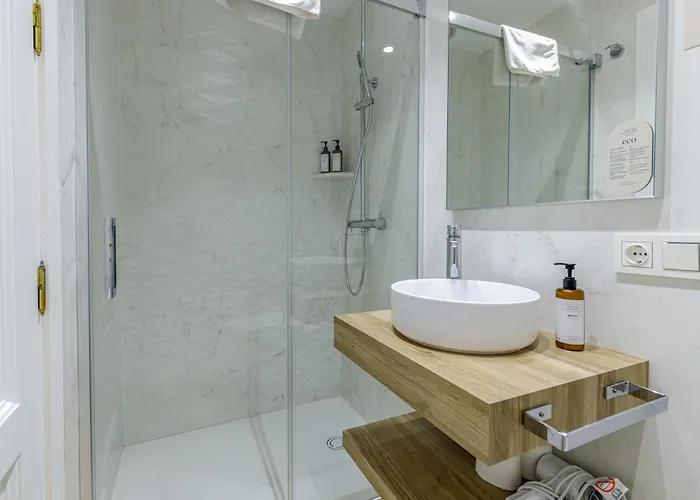 Penthouse Malagueta Sea View *