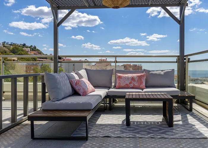 Penthouse Malagueta Sea View Apartment *